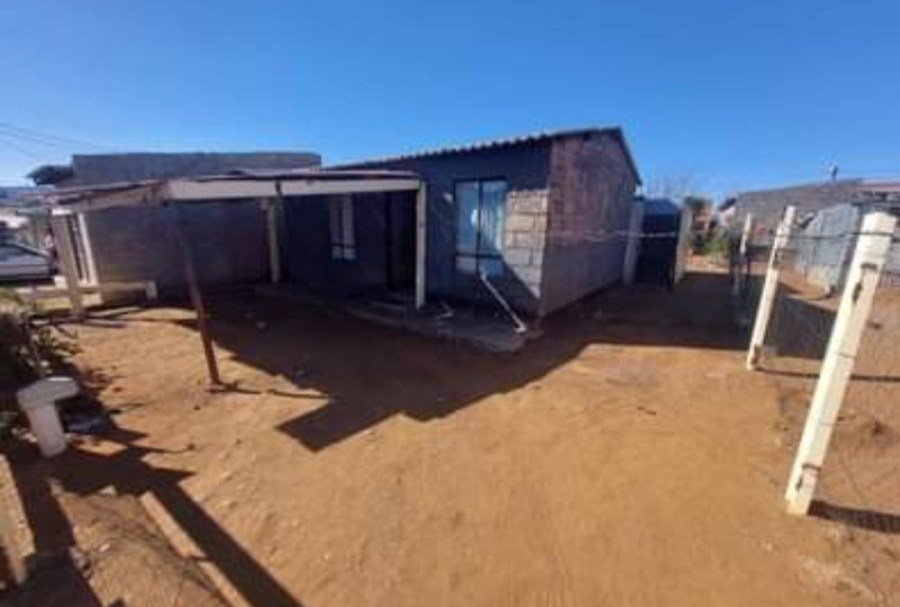 2 Bedroom Property for Sale in Botshabelo Free State